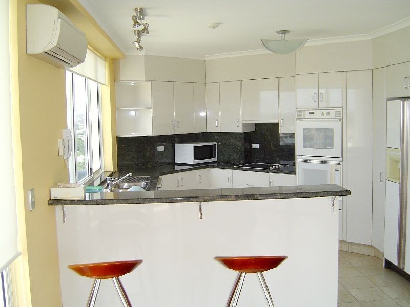 57 Lambert Street, Kangaroo Point QLD 4169