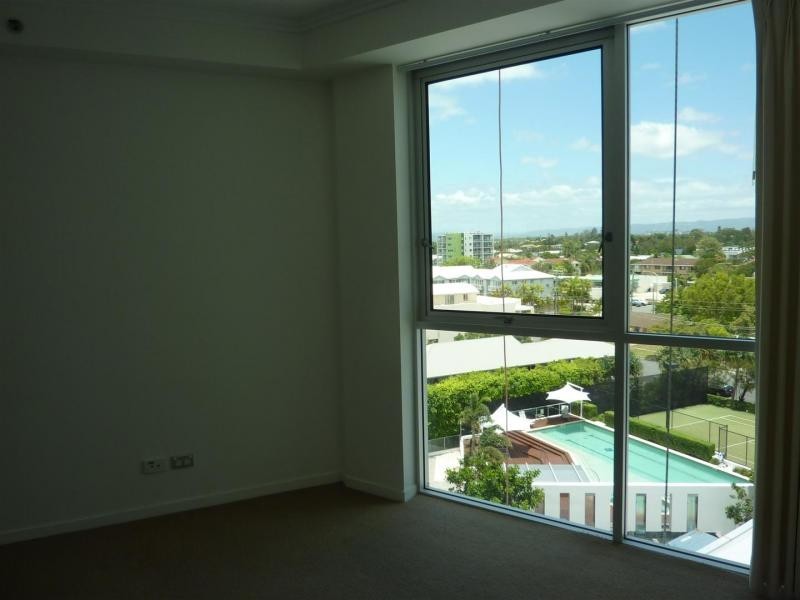 300 Marine Parade, Labrador QLD 4215