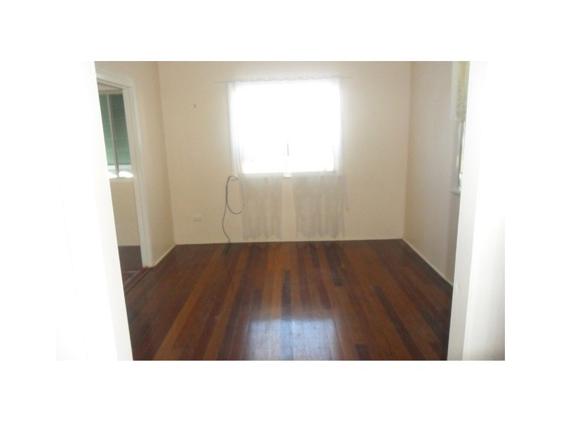 75 Mein Street, Scarborough QLD 4020