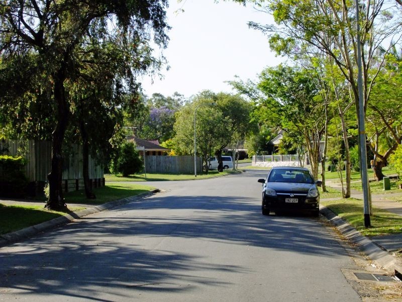 6 Kenevi Street, Riverhills QLD 4074