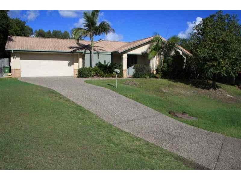8 Swanton Drive, Mudgeeraba QLD 4213