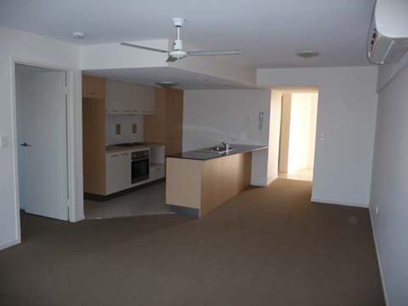 63/10 Grand Parade, Kawana Island QLD 4575