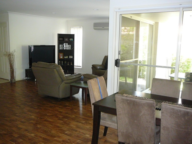 8/31 Langport Parade, Mudgeeraba QLD 4213