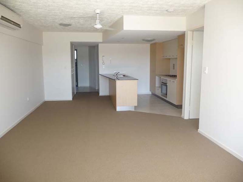 39/10 Grand Parade, Kawana Island QLD 4575