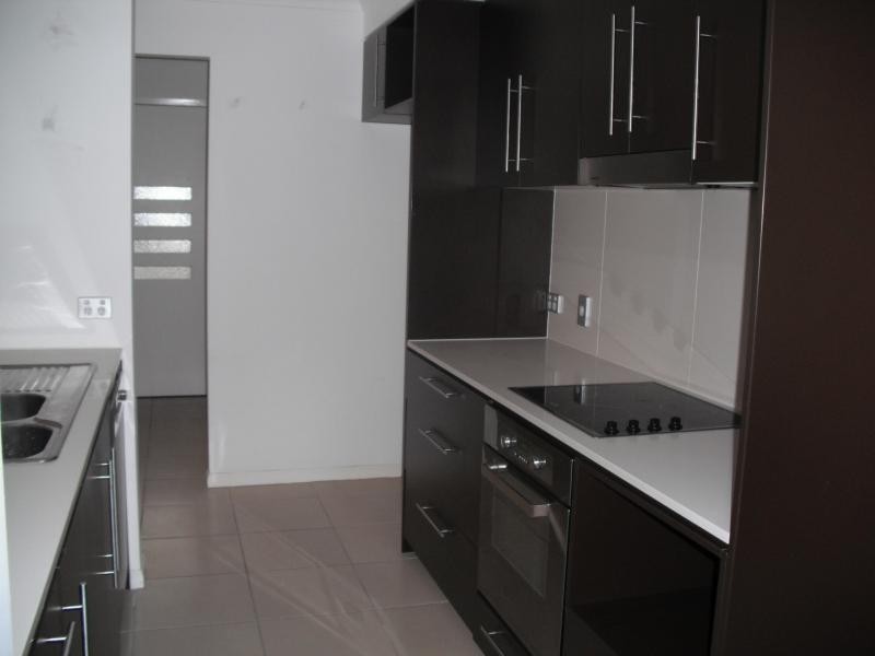 83/110 Tours Way, Burleigh Waters QLD 4220