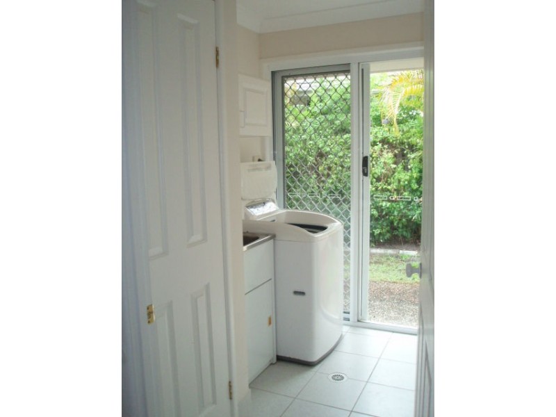 29 Ellis Dr, Mudgeeraba QLD 4213