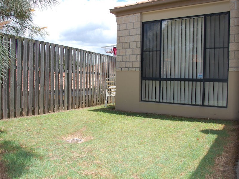64/24 Amsonia Court,, Arundel QLD 4214
