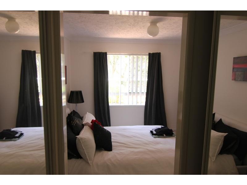 20/11-19 Taylor Street, Biggera Waters QLD 4216