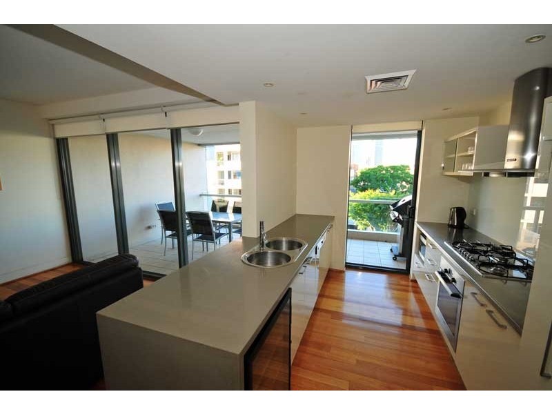 15/5 Manning Street, South Brisbane QLD 4101
