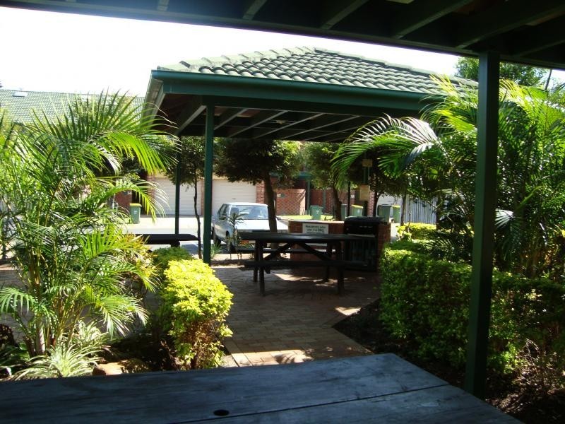 44/9 Santa Cruz Blvd, Clear Island Waters QLD 4226
