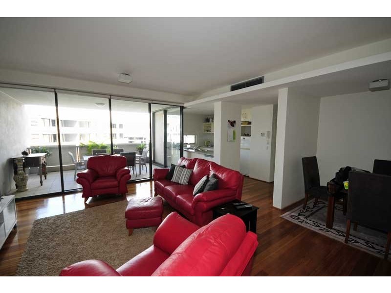 18/5 Manning Street, South Brisbane QLD 4101