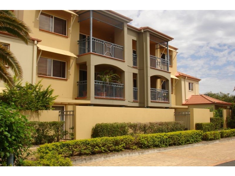 88-98 Limetree Parade,, Runaway Bay QLD 4216