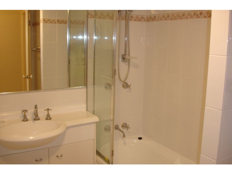 88-98 Limetree Parade,, Runaway Bay QLD 4216