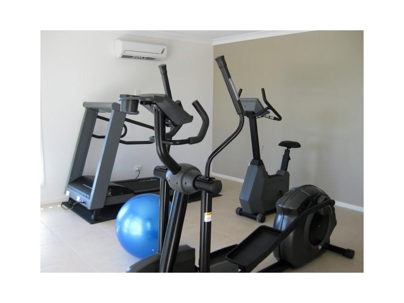 Pacific Pines QLD 4211