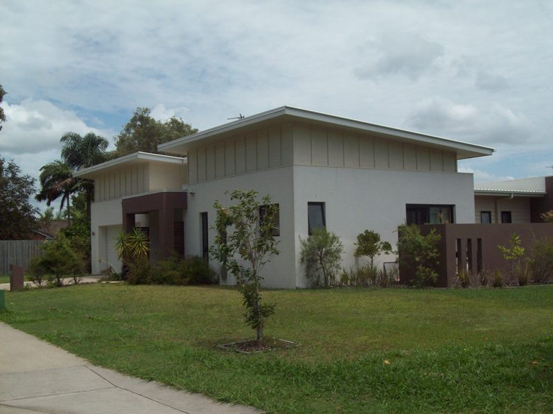 1/1 Hans Boysen Drive, Mudjimba QLD 4564