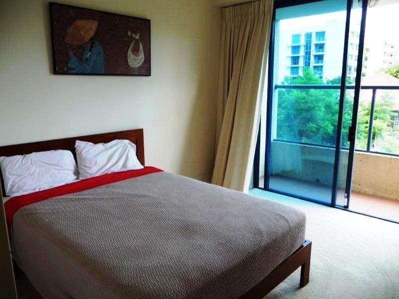 45 Deakin Street, Kangaroo Point QLD 4169