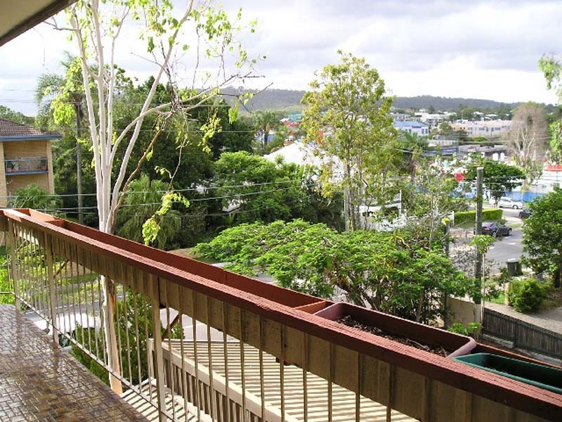 10/116 Clarence Rd, Indooroopilly QLD 4068