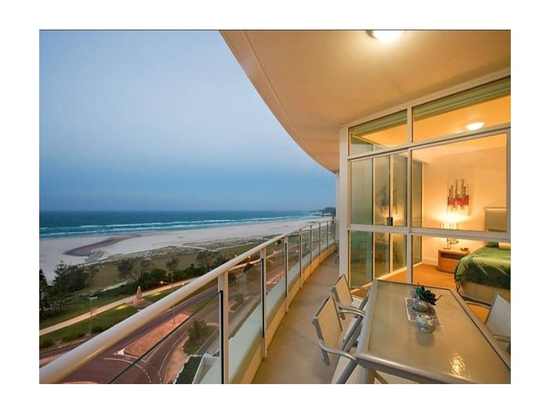 801/2 Creek Street, Coolangatta QLD 4225