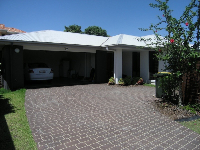 21 The Promenade, Hendra QLD 4011