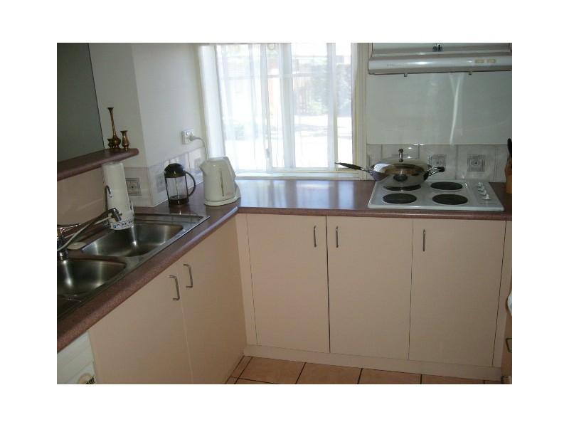 28/18 Tallebudgeraba Creek Rd,, Burleigh Heads QLD 4220