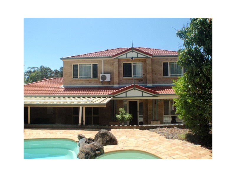 1 poeppel place, Helensvale QLD 4212
