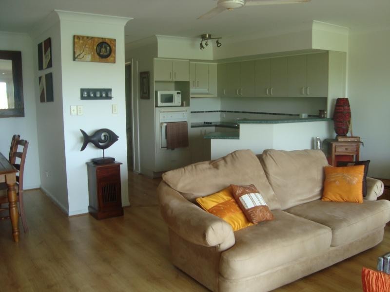 50/9 Santa Cruz Blvd, Clear Island Waters QLD 4226