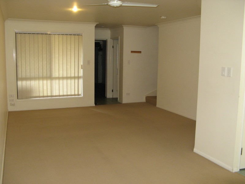 2/1 Highridge Road,, Springfield QLD 4300