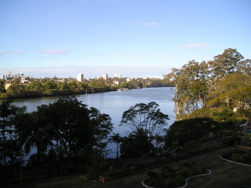 20/72 Sandford St, St Lucia QLD 4067