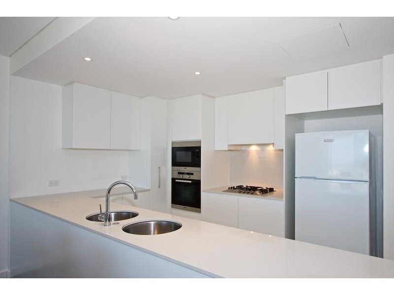 205/2 Creek Street, Coolangatta QLD 4225