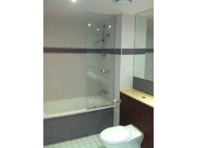 Varsity Lakes QLD 4227