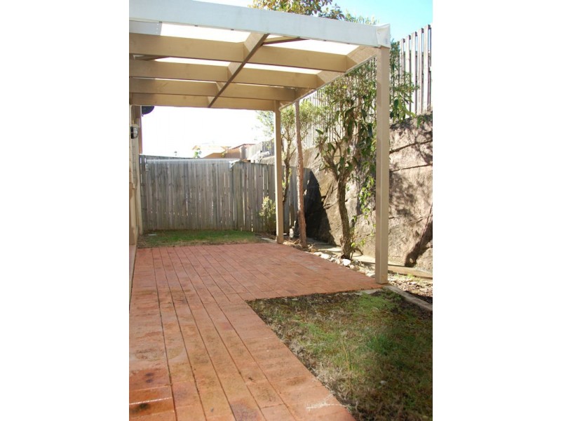 69/24 Amsonia Court,, Arundel QLD 4214