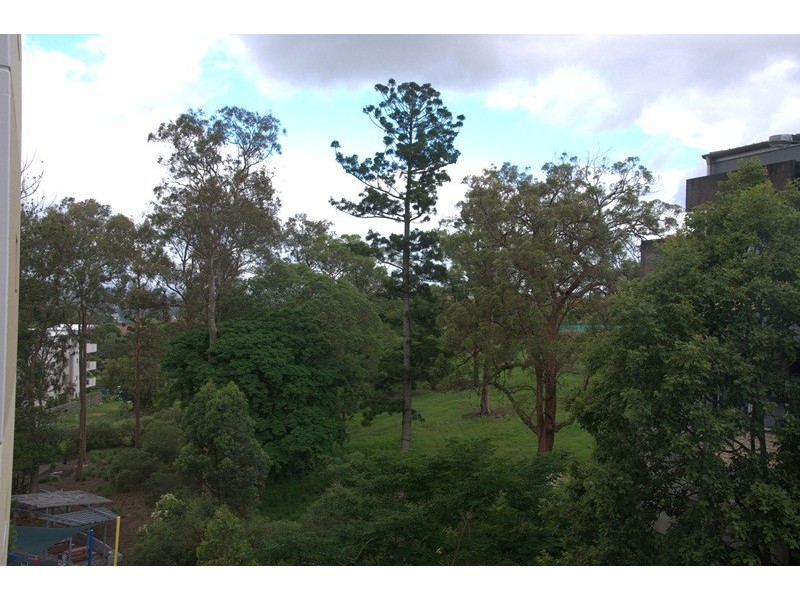 214/23 Robinson Place, Kelvin Grove QLD 4059