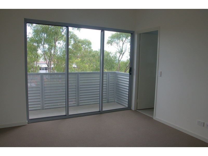 221/23 Robinson Place, Kelvin Grove QLD 4059