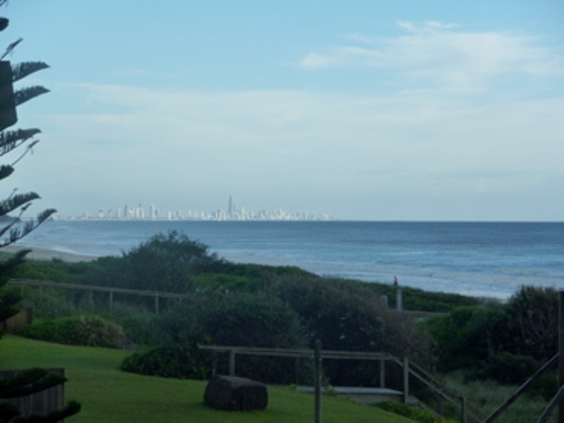 289 a Golden Four Drive, Bilinga QLD 4225