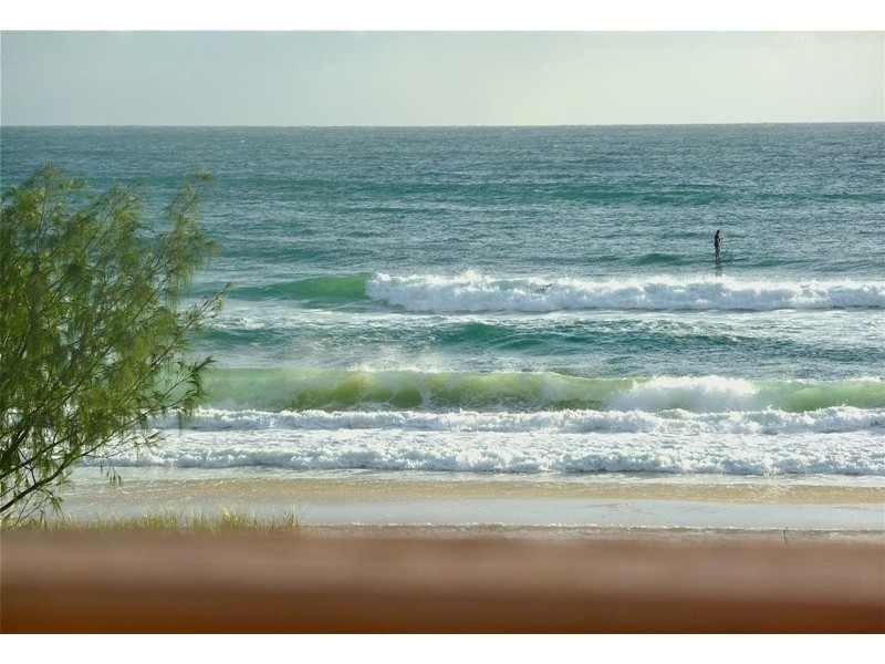 289 a Golden Four Drive, Bilinga QLD 4225