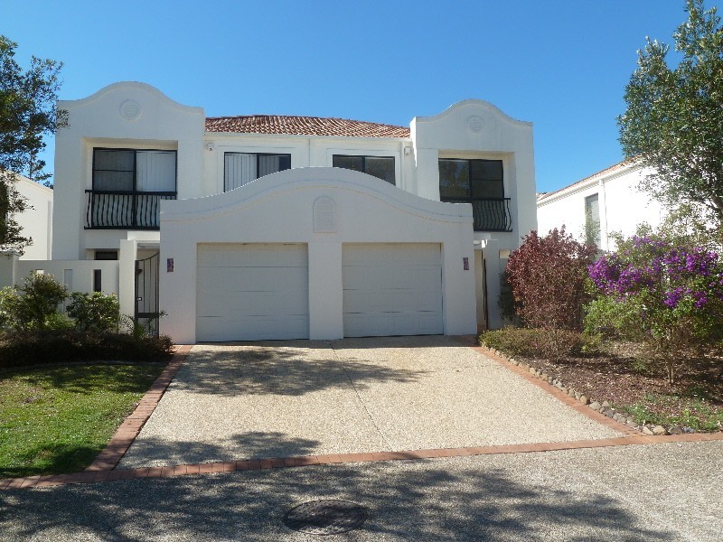 11/22-34 Glenside Drive, Robina QLD 4226