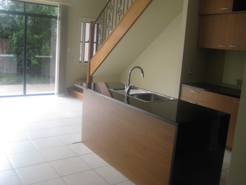 19/7 Elliott St, Surfers Paradise QLD 4217