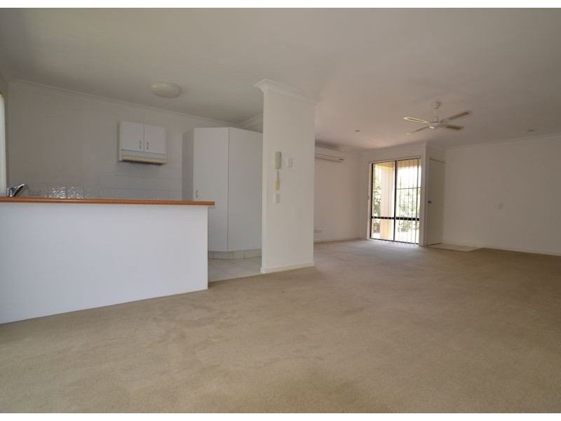 69/24 Amsonia Court,, Arundel QLD 4214