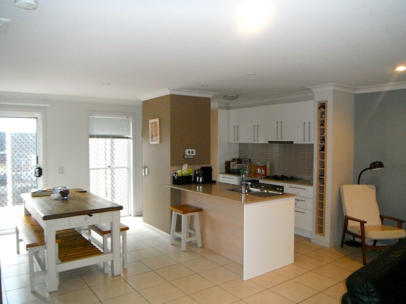 72 Rothwell Crescent, Hendra QLD 4011