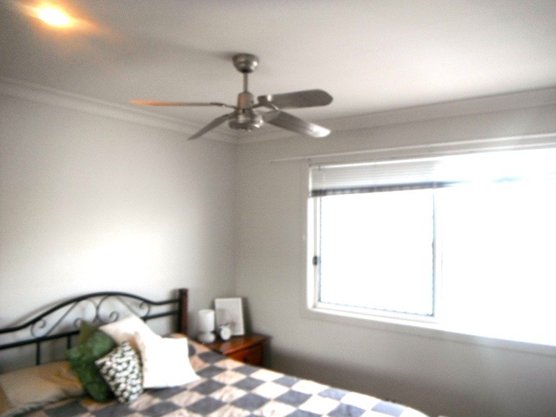 72 Rothwell Crescent, Hendra QLD 4011
