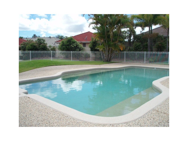 29 Ellis Dr, Mudgeeraba QLD 4213