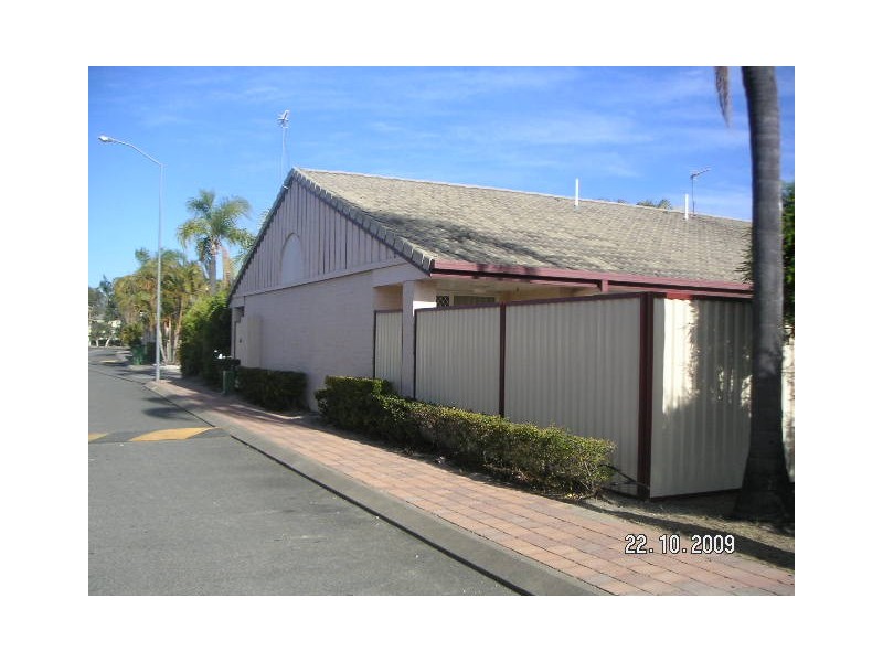 51/128 Benowa Road, Southport QLD 4215