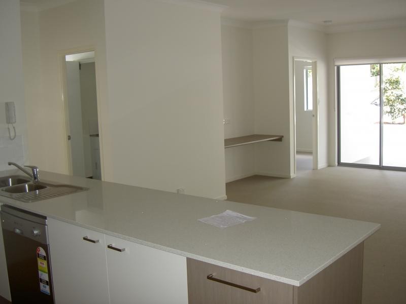 19/4 Lockhart Street, Woolloongabba QLD 4102