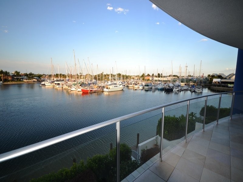 13 Nicklin Way, Minyama QLD 4575