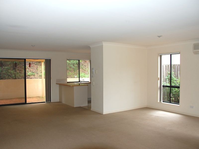 14/24 Amsonia Court,, Arundel QLD 4214