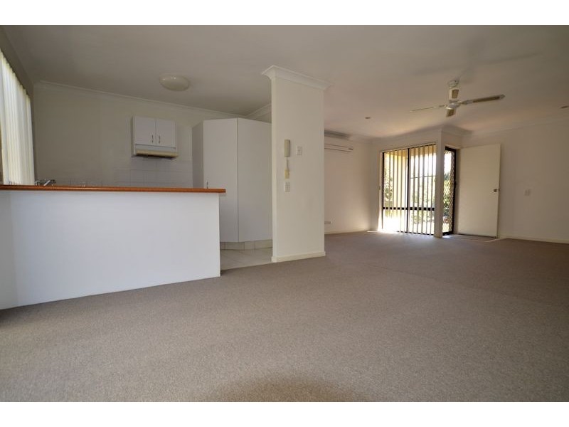 69/24 Amsonia Court,, Arundel QLD 4214