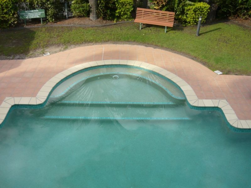 Parkwood QLD 4214