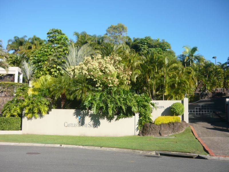 Parkwood QLD 4214
