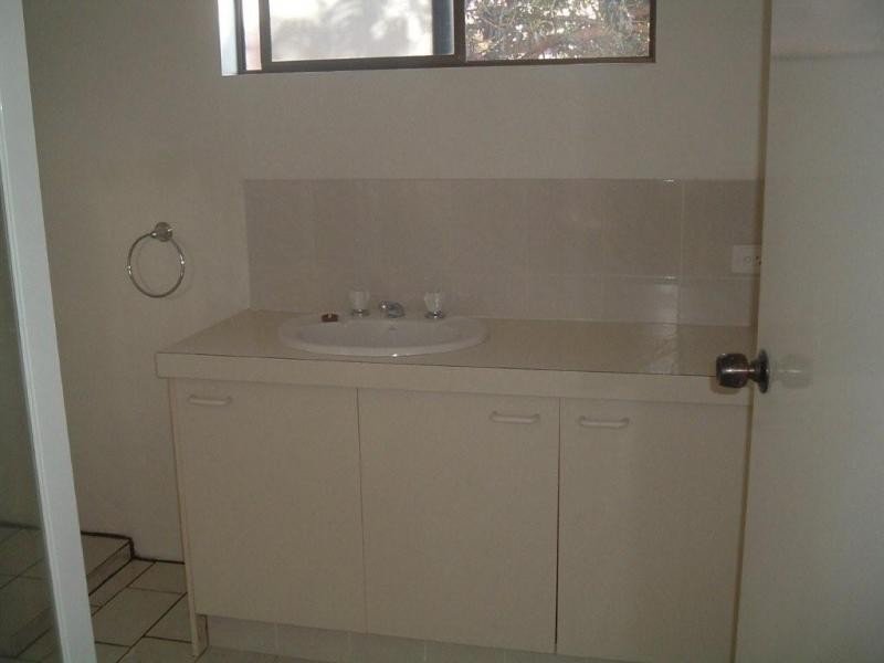 4/66 Dutton St, Coolangatta QLD 4225