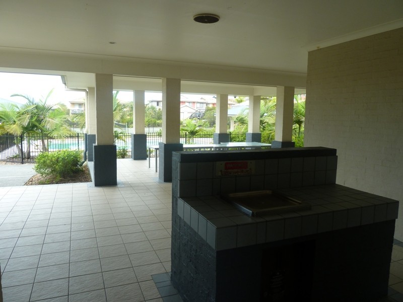 82/31 Archipelago Street, Pacific Pines QLD 4211